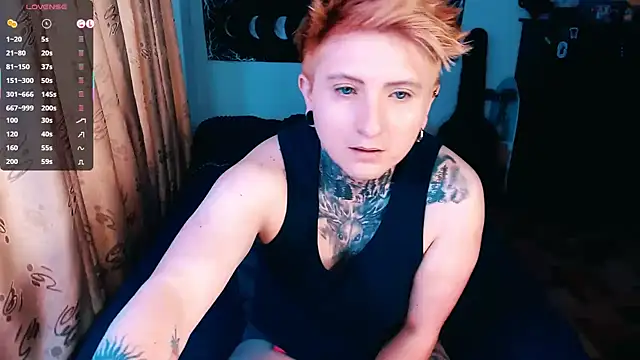 Snapshot of Marieblueeyes chatting on October 30, 9:15 pm Marieblueeyes online show from October 30, 9:15 pm