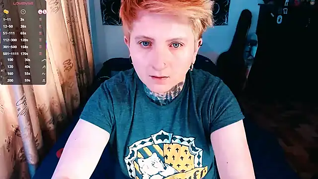 Snapshot of Marieblueeyes chatting on November 3, 6:53 pm Marieblueeyes online show from November 3, 6:53 pm