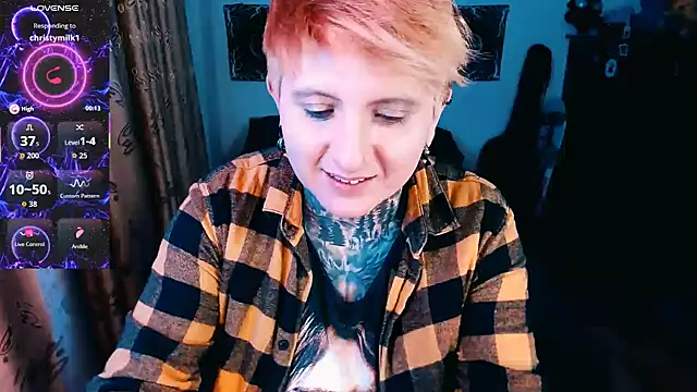 Snapshot of Marieblueeyes chatting on November 8, 7:08 am Marieblueeyes online show from November 8, 7:08 am