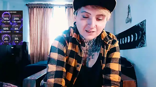 Snapshot of Marieblueeyes chatting on November 22, 4:06 pm Marieblueeyes online show from November 22, 4:06 pm