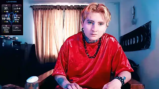 Snapshot of Marieblueeyes chatting on November 26, 3:13 pm Marieblueeyes online show from November 26, 3:13 pm