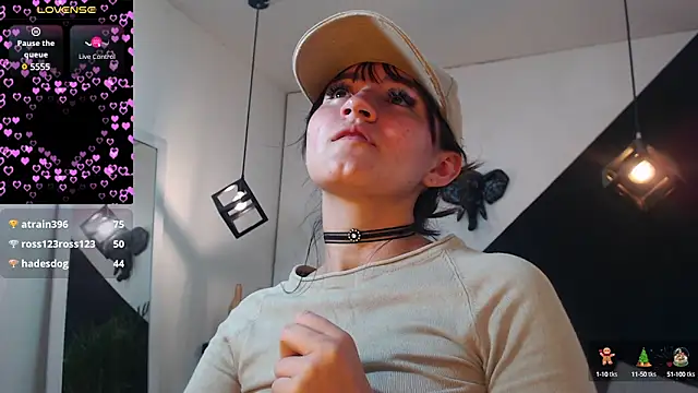 Perla Campbell online show from February 20, 10:37 pm