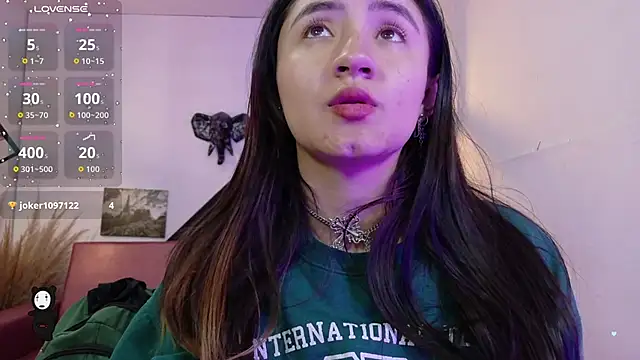 Perla Campbell online show from September 29, 2:00 pm