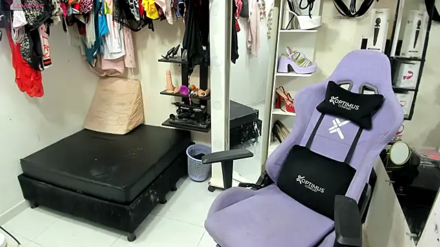 allsson queen online show from January 28, 2:11 am