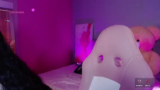 kim blake online show from December 11, 12:02 pm