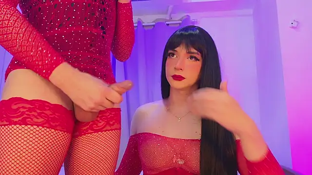 Snapshot of reginarose69 chatting on December 16, 11:21 pm reginarose69 online show from December 16, 11:21 pm