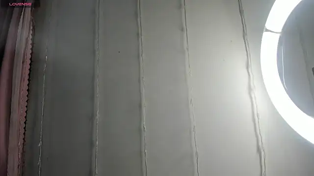 aly nucita  online show from January 12, 1:11 am