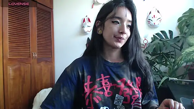 Snapshot of cat_salo chatting on December 7, 2:46 pm cat salo online show from December 7, 2:46 pm