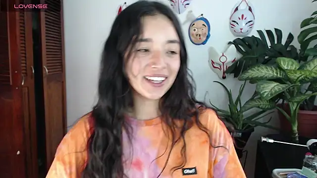 Snapshot of cat_salo chatting on December 15, 10:58 pm cat salo online show from December 15, 10:58 pm