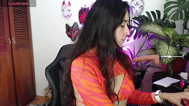 Snapshot of cat_salo chatting on January 11, 11:24 pm cat salo online show from January 11, 11:24 pm