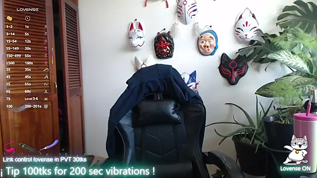 Snapshot of cat_salo chatting on March 9, 3:05 pm cat salo online show from March 9, 3:05 pm