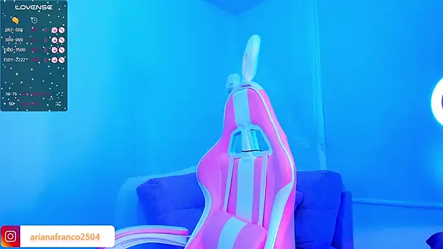 Snapshot of Ariana_f chatting on March 7, 6:22 pm Ariana f online show from March 7, 6:22 pm