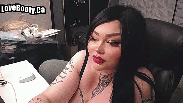 sheylagoddess11 online show from September 18, 7:21 am