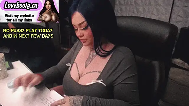 sheylagoddess11 online show from October 22, 3:07 am