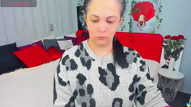 DarlingMilf online show from December 26, 6:12 pm