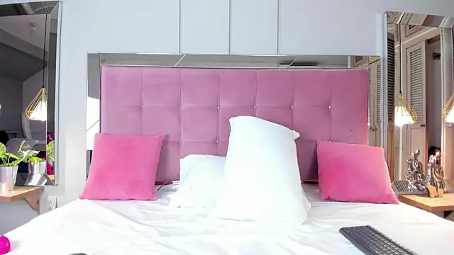 Ahincale online show from October 18, 7:47 pm