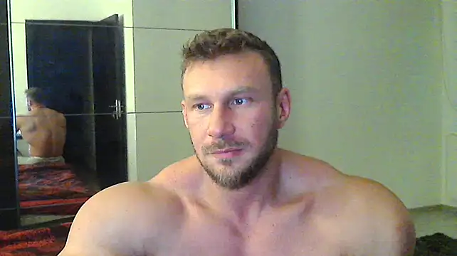 muscularkevin online show from December 20, 2:05 pm
