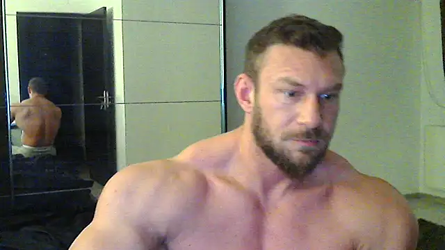 muscularkevin online show from March 10, 4:38 am