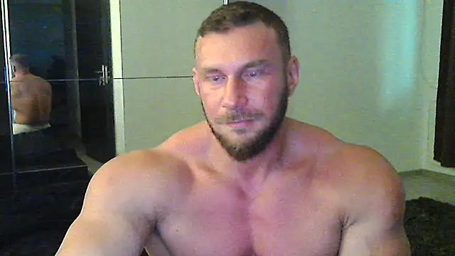 muscularkevin online show from November 2, 2:08 pm