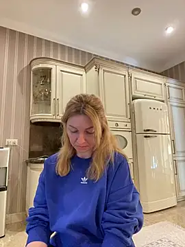 Amazoniiaa online show from February 23, 11:22 am