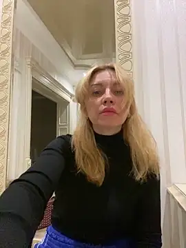 Amazoniiaa online show from February 25, 9:13 pm