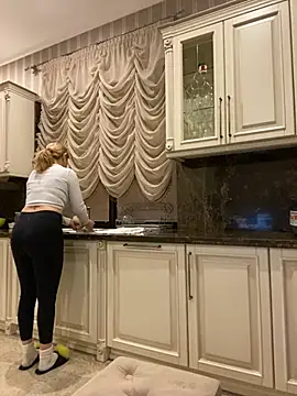 Amazoniiaa online show from February 26, 7:16 pm