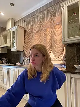 Amazoniiaa online show from March 1, 11:17 am