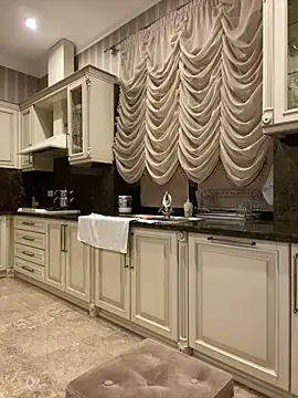 Amazoniiaa online show from March 6, 8:37 pm