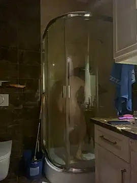 Amazoniiaa online show from March 17, 2:56 pm