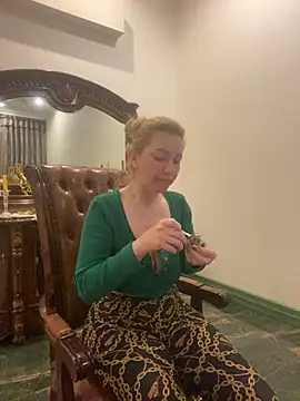 Amazoniiaa online show from March 21, 6:40 pm