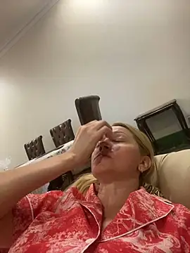 Amazoniiaa online show from September 22, 5:04 pm