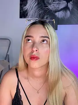 Irisweet  online show from September 30, 9:42 pm