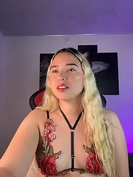 Irisweet  online show from October 18, 10:38 am