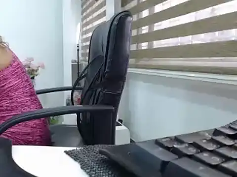 jesy hot online show from February 22, 8:09 pm