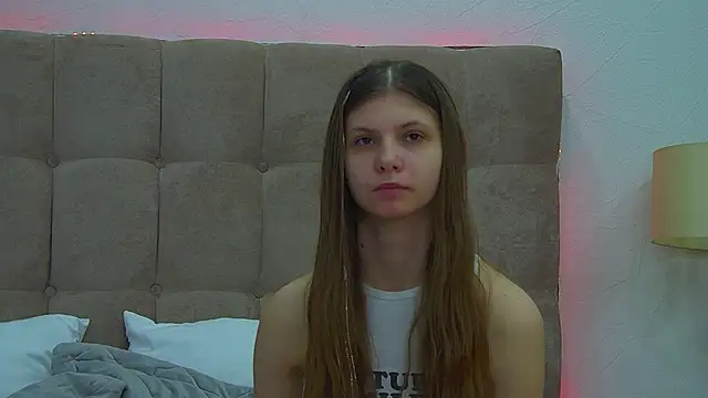 AudreyBarlow online show from February 8, 7:48 am