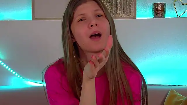 AudreyBarlow online show from February 26, 4:56 pm