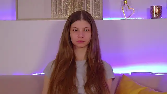 AudreyBarlow online show from March 11, 6:21 am