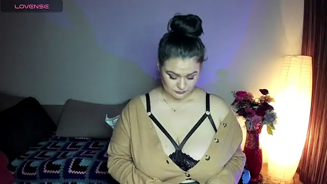 Laura sinner online show from March 16, 11:57 pm