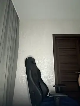 Snapshot of Evellyn chatting on December 22, 4:27 pm Evellyn online show from December 22, 4:27 pm