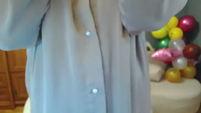 Snapshot of Cute_sun chatting on February 5, 3:23 am Cute sun online show from February 5, 3:23 am