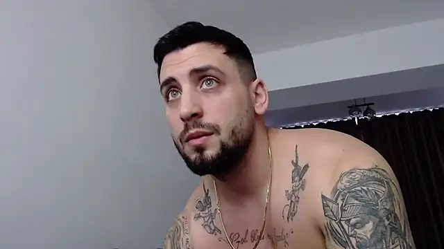 Snapshot of _DylanGreen chatting on March 12, 9:12 am DylanGreen online show from March 12, 9:12 am