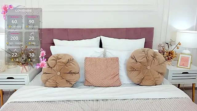 JasmiLyn online show from October 8, 5:27 am