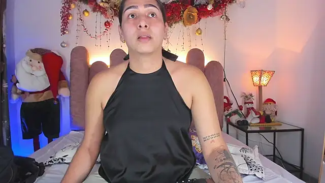 Snapshot of ISABELLASSMITH chatting on December 29, 10:03 pm ISABELLASSMITH online show from December 29, 10:03 pm