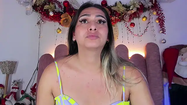 Snapshot of ISABELLASSMITH chatting on January 10, 6:09 am ISABELLASSMITH online show from January 10, 6:09 am