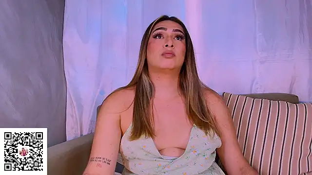 Snapshot of ISABELLASSMITH chatting on November 8, 5:12 pm ISABELLASSMITH online show from November 8, 5:12 pm