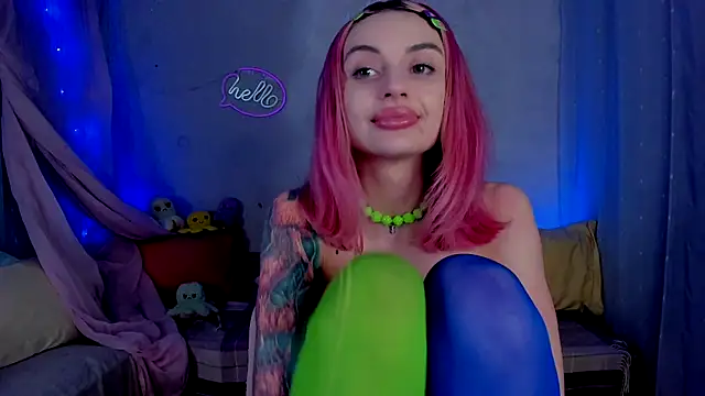 LickLizzy online show from March 16, 2:10 am