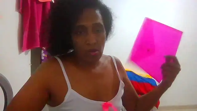 Aishamara online show from October 3, 2:30 am