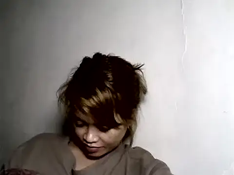 Snapshot of pinay4uwithagoodheart chatting on February 1, 5:39 am pinay4uwithagoodheart online show from February 1, 5:39 am