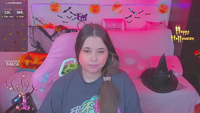 Lolisuccub online show from November 19, 3:56 pm