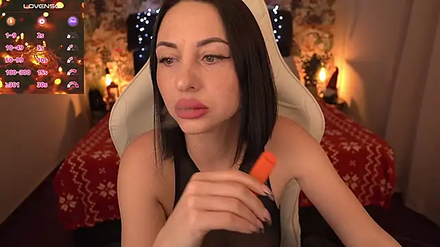 KristiiMax online show from December 24, 6:28 pm